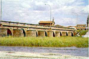 Puente sobre el Río Oja